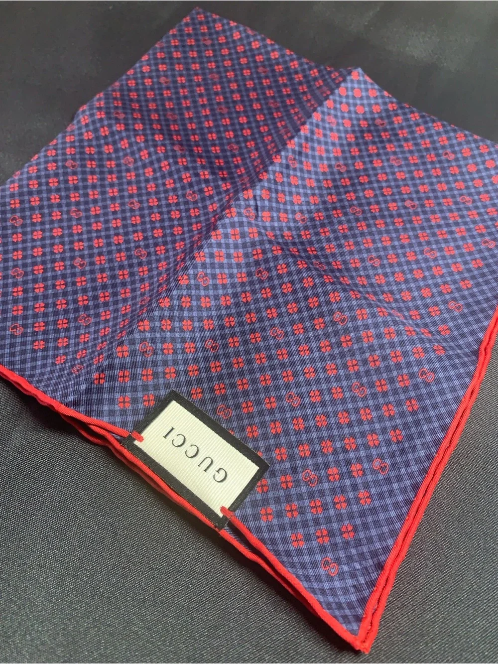 Gucci Men’s Navy and Red Patterned Silk Pocket Square